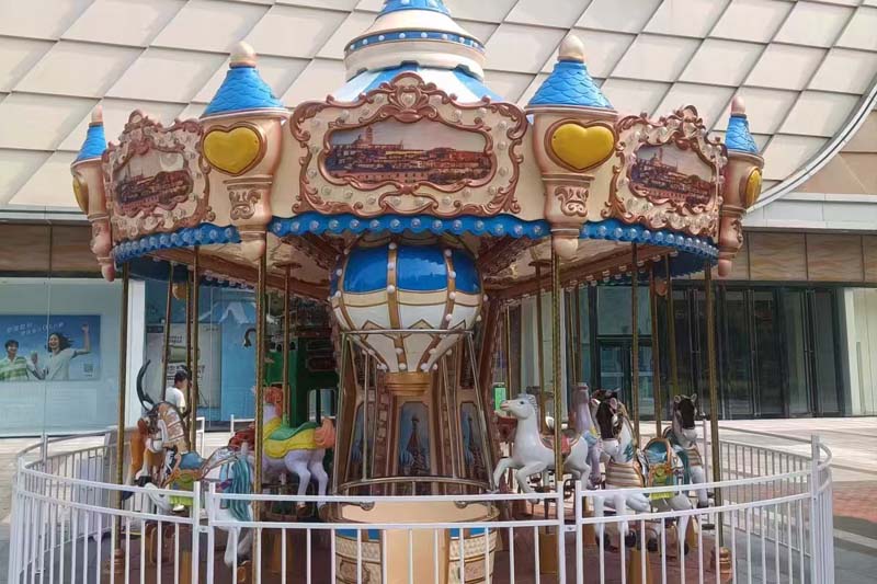 Carrusel parque de diversiones